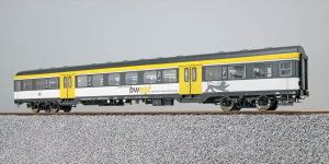 Pullman 36511 - H0 n-Wagen, Bnrz 450.3, 22-35 927-9, 2. Kl der DB, Ep. VI, lichtgrau/gelb/grau